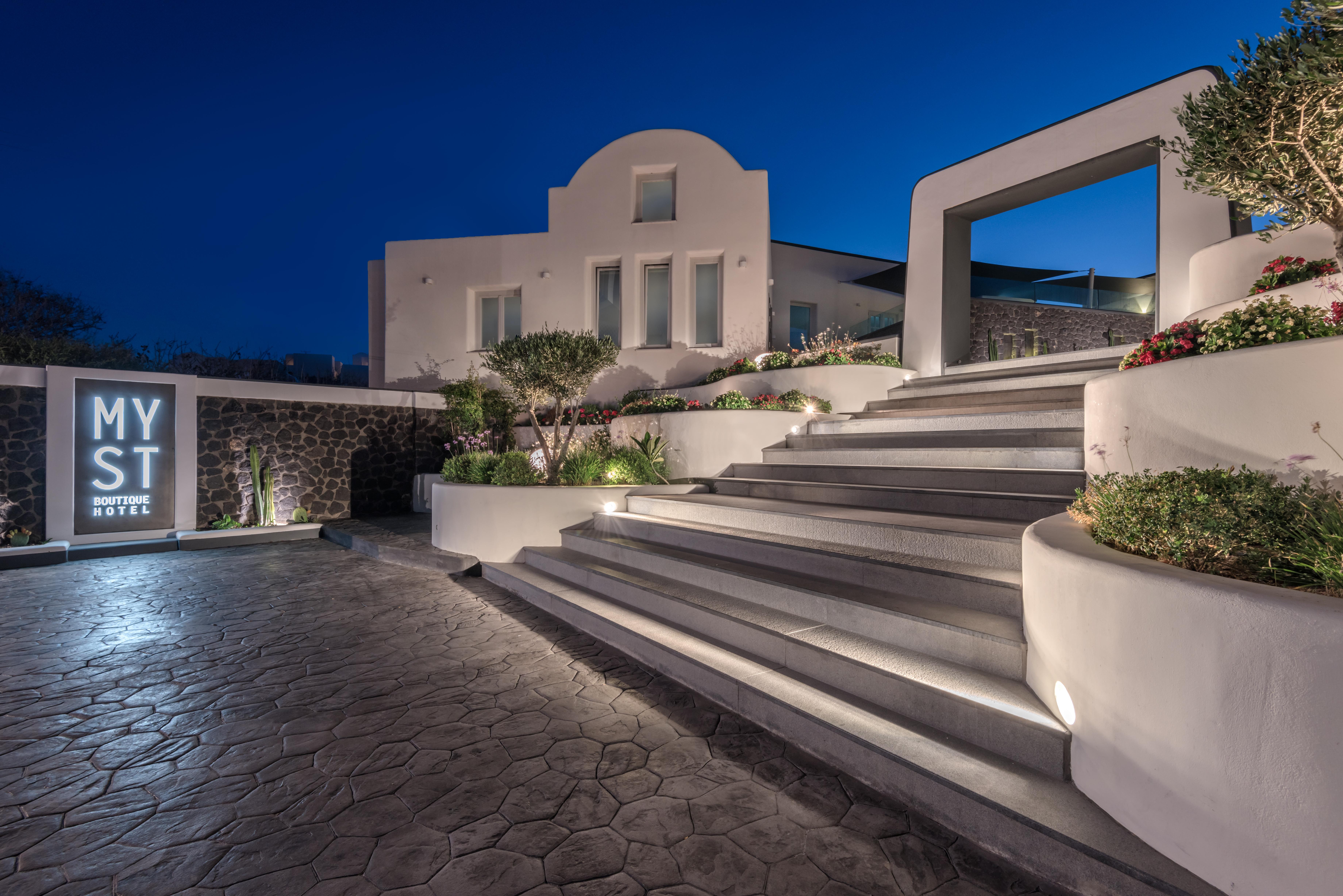 Myst Boutique 4* Oia