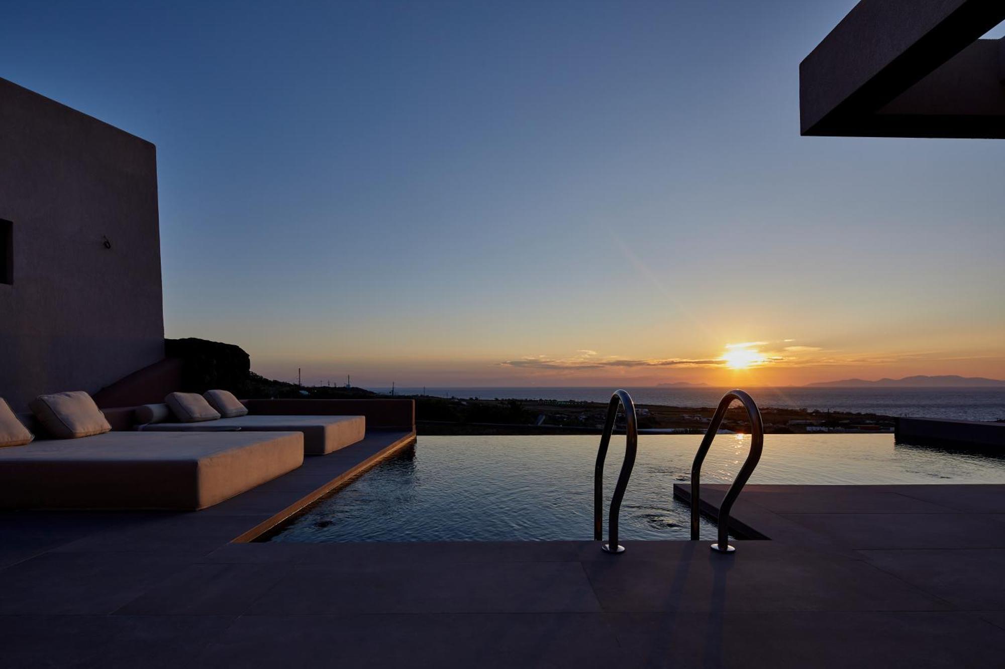Myst Boutique Oia